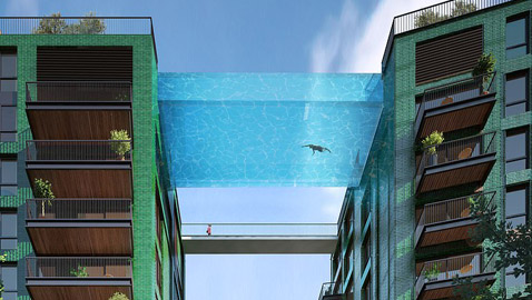 لندن على موعد مع افتتاح أول مسبح معلق شفاف بالعالم على ارتفاع 35 مترا