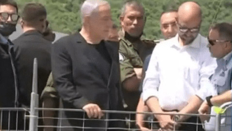 هتافات ضد نتانياهو بموقع الكارثة.. وتحقيق فوري بما جرى