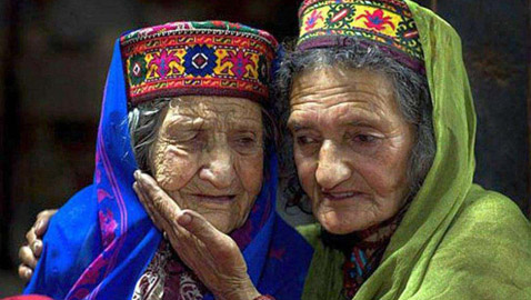 قبيلة هونزا المسلمة التي لا تشيب.. حيث الشباب في عمر الـ70