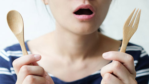 5 أشياء يجب عليك عدم فعلها عندما تشعر بالجوع