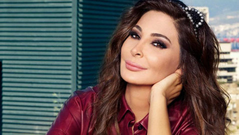 إليسا : ” اللي عم بيصير في فلسطين سرقة قدام عيون العالم “