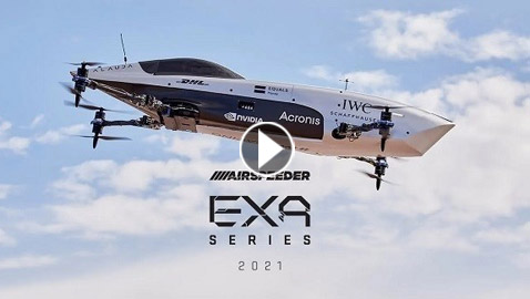 أول سيارة سباق طائرة في العالم تقوم برحلة تاريخية