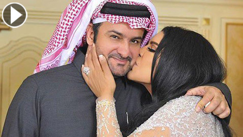 فيديو: مذيع يحرج مبارك الهاجري ويعرض صور القبلات مع احلام ويسأل: “ما في خصوصية؟”