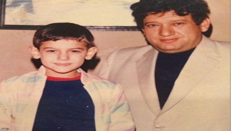 صور عمرو يوسف في طفولته، وزوجته كنده علوش تؤكد انه أفضل أب