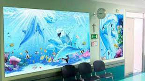 كيف حول فنان إيطالي مستشفى كئيبا إلى جنة للأطفال؟