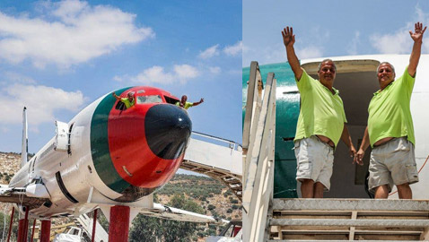 فلسطينيان يحوّلان طائرة بوينغ 707 الى مطعم وقاعة أفراح