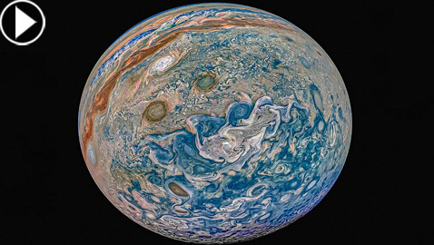 بالفيديو والصور: ناسا تنشر مشاهد مذهلة لكوكب المشتري وأكبر أقماره