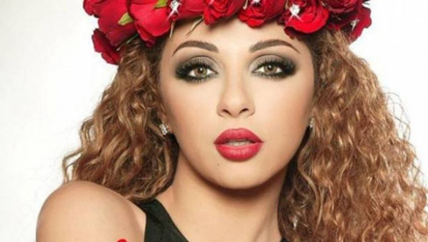 لاحظوا الشبه الكبير بين ميريام فارس وإحدي مشتركات برنامج ستار أكاديمي… نسخة عنها!
