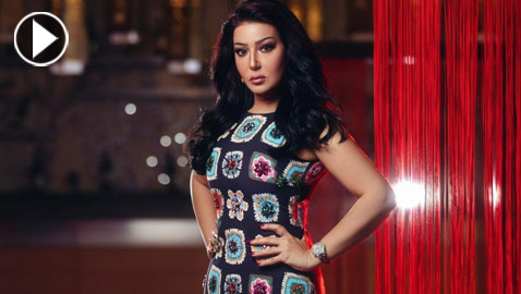 سمية الخشاب تهدد الرجال بـ