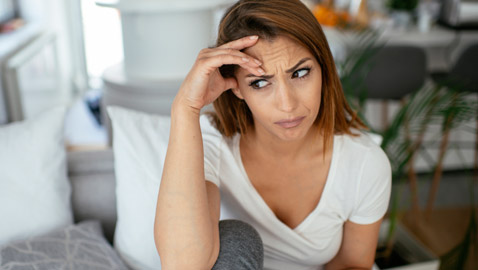 قِصَر القامة عند النساء في منتصف العمر ينذر بمخاطر صحية.. دراسة علمية: قد يكنّ عرضة للوفاة المبكرة