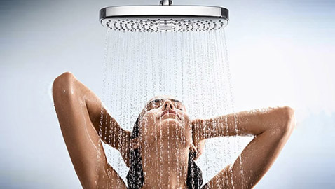 كم من الوقت يجب أن يستغرق استحمامك لتجنب المخاطر الصحية؟