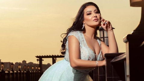 سمية الخشاب بفستان الزفاف.. والسبب كريستيانو رونالدو!