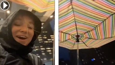 تتحدى إعصار آيدا لتلتقي بفتى أحلامها.. والنتيجة؟ فيديو وصور :