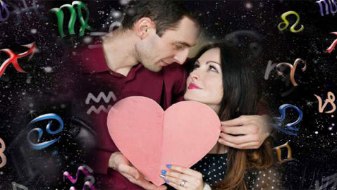 كيف تجعلين من تحبينه يلاحقك بلهفة وفق الأبراج؟