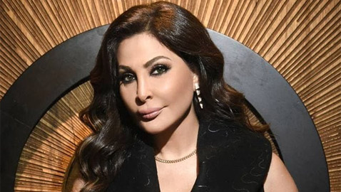 إليسا تسخر من إعلان حسن نصرالله عن بيع المازوت الإيراني: مش مفروض عم نحرر القدس؟