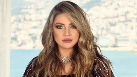 أنجيلا بشارة تهاجم إعلامية شككت في حملها من وائل كفوري قبل الزواج
