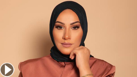 أول تعليق لنداء شرارة على خبر خلعها الحجاب