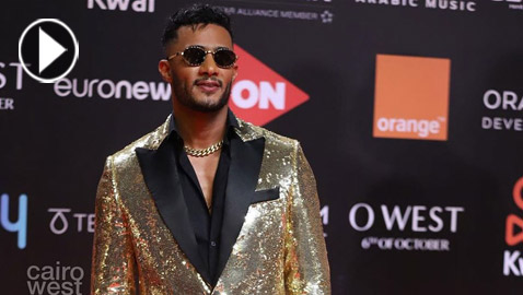 ماذا حصل مع محمد رمضان ؟    تجاهلته يسرا وأطفأوا الأنوار عليه! فيديو