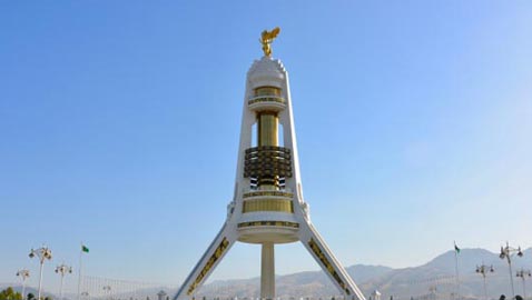 صور 6 مبانٍ غريبة خلَّدت ذكر طغاتها