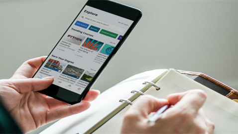 هذه الخطوات تجعلكم بمأمن.. بحال سرقة أو ضياع هاتفكم