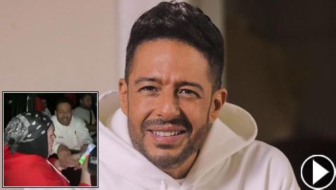 فيديو: معجبة توقف سيارة محمد حماقي لالتقاط صورة.. والفنان يتدخل
