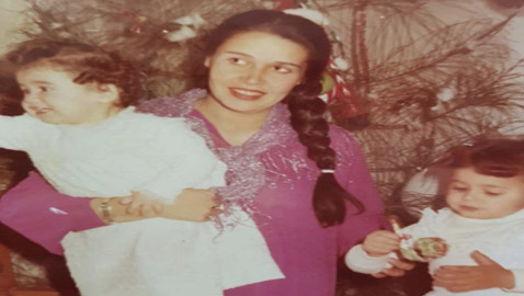 صور: هنا شيحة تُشبه والدتها اللبنانية نُسخة طبق الأصل