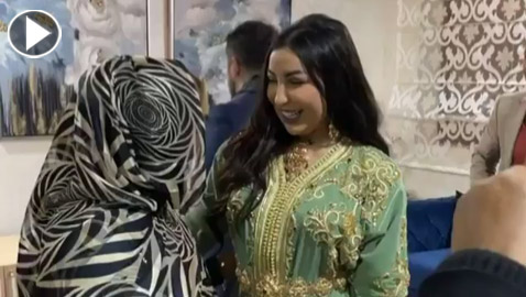 فنانة مغربية تثير الجدل بعد وصفها دنيا بطمة بـ “أميرة الطرب”.. فيديو