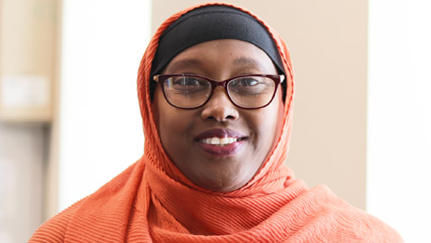انتخاب أول مسلمة من أصل إفريقي عمدة لمدينة أمريكية.. صور