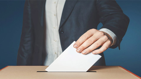 التصويت بالكرات أو عبر محطات ناسا.. غرائب الانتخابات حول العالم