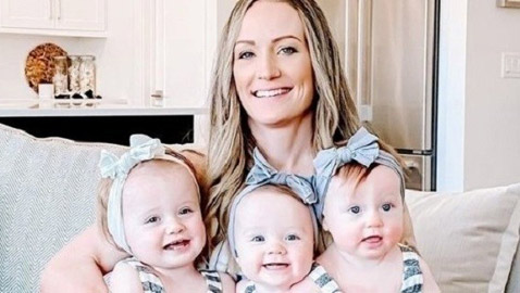 تنجب ثلاث بنات في أقل من عام