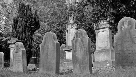 ما تفسير رؤية المقبرة في المنام ؟