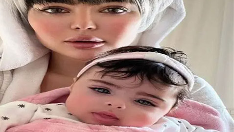 اللبنانية قمر تكشف عن صورة ابنتها و جمالها يبهر المتابعين