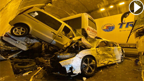 حادث سير مروع بتركيا: 30 إصابة باصطدام 18 مركبة وشاحنة ببعضها!