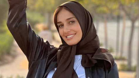 حلا شيحة تحسم الجدل حول خلعها للحجاب: لسة بحاول وربنا يتقبل! صور