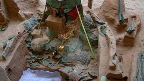 اكتشاف قبر لجرّاح عاش قبل ألف عام في البيرو