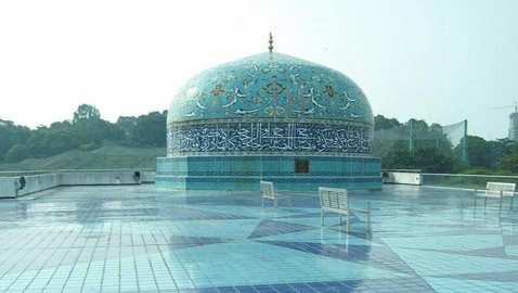 شاهد الفن الإسلامي في متحف ماليزيا