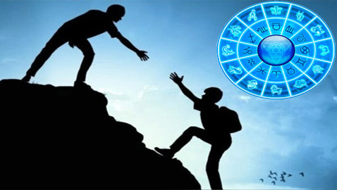 وسيلة للتعبير عن مشاعرهم.. مواليد 4 أبراج يحبون خدمة الآخرين