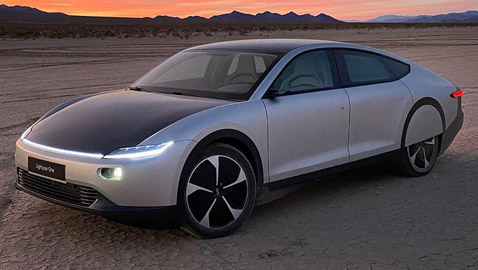 جاهزة للإنتاج.. تعرفوا إلى أول سيارة تستعين بالطاقة الشمسية في العالم