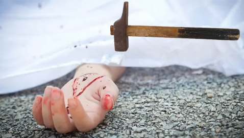 تهتك بالدماغ و20 طعنة بالصدر.. مقتل فتاة حامل بالزرقاء باستخدام شاكوش