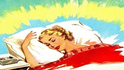 وضعية للنوم تحمي من ظهور التجاعيد