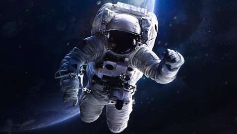 يفقدون كتلة عظامهم والتوأمان اختلفا!.. هذا ما يحدث لأجسام رواد الفضاء