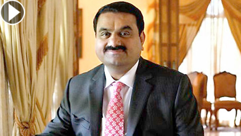 الهندي الذي اشترى ميناء حيفا الإسرائيلي أصبح ثالث أغنى ملياردير بالعالم