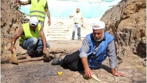 اكتشاف أرضيات فسيفسائية تعود للعصر البيزنطي في قطاع غزة