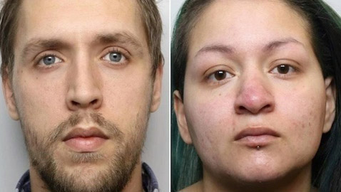 يجبران طفلتهما على الجلوس في حمام بارد لثلاث ساعات .. والنتيجة كارثية؟