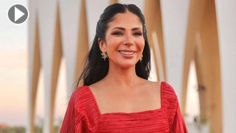بالفيديو - منى زكي تفتح خزانة أسرارها مع أمير كرارة