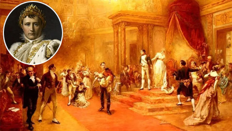 بسبب شمعة.. الإمبراطور نابليون كاد يفقد حياته حرقا ليلة زفافه