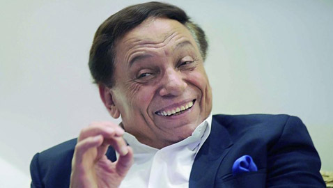 عادل إمام نمبر وان! الزعيم هو الممثل المصري الأعلى أجرا