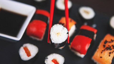 أغرب آداب الطعام التي لن تجدها إلا في اليابان!