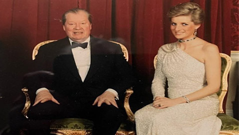 صورة نادرة للأميرة الراحلة ديانا عام 1989