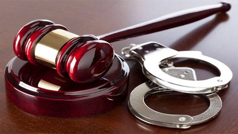ممرضة تقطع قدم مريض يحتضر دون إذنه لهدف خاص.. وتواجه هذه العقوبة!